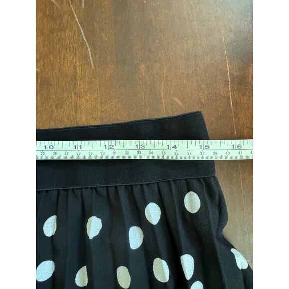 Metrowear Floral Pleated Skirt.  Size Large - Picture 6 of 6